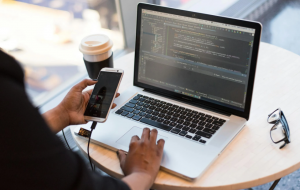 企业如何选对 HC 软件？从功能到场景的全面科普